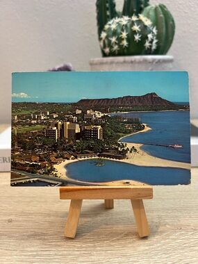 Vintage Hilton Hawaiian Village Waikiki Diamond Head Honolulu Hawaii Postcard
